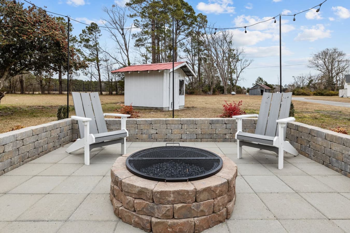 Gather around the firepit for s’mores, stories, and starlit evenings.
