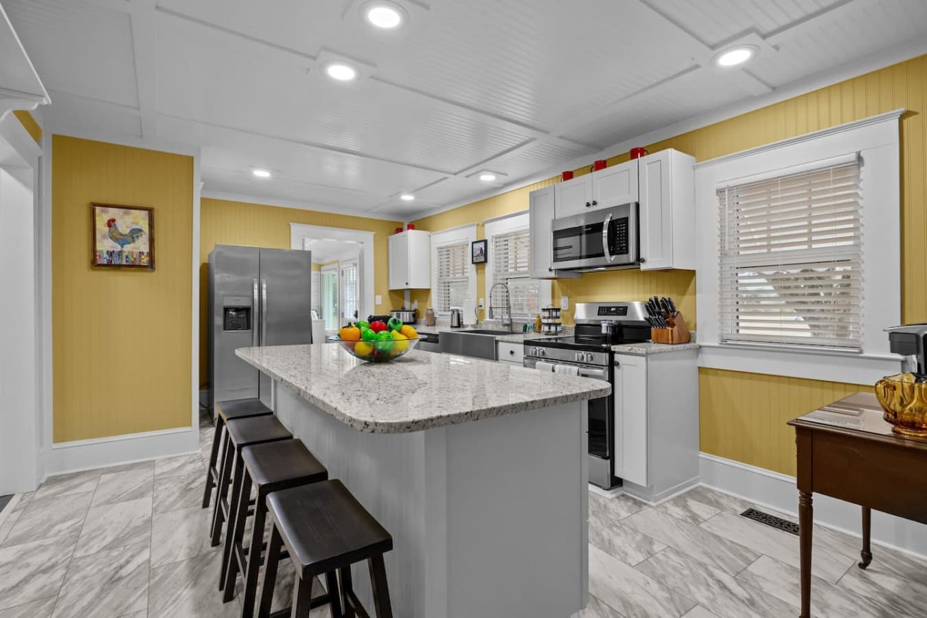 Cooking is more fun in a beautiful kitchen like this!