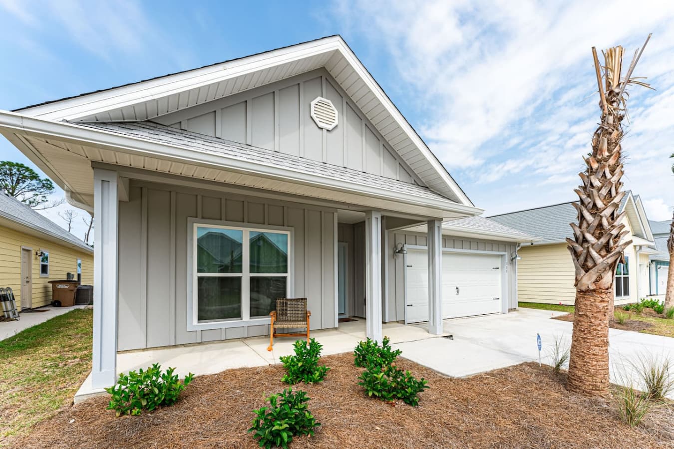 Welcome to your Port St. Joe Tropical stay!