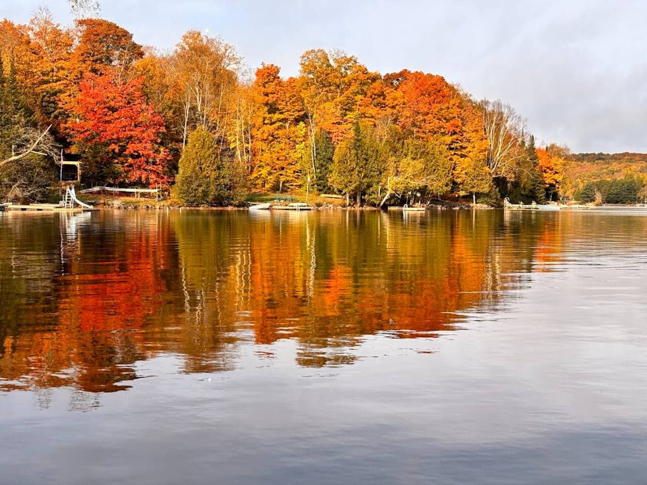 Fall by the lake is just pure magic!