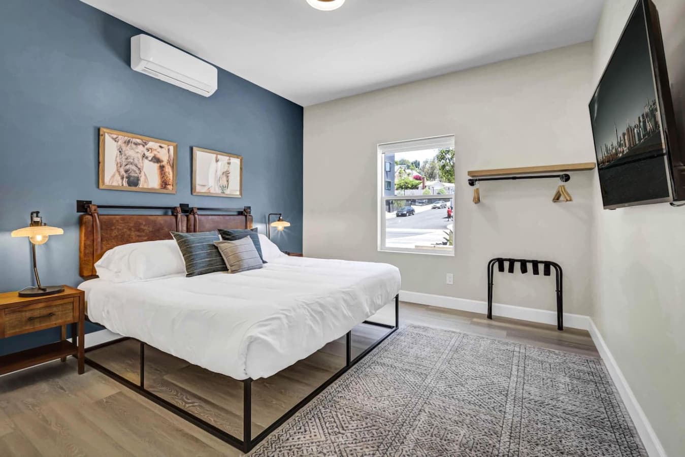 King-size bed = king-size comfort. Sleep like royalty on your vacation!