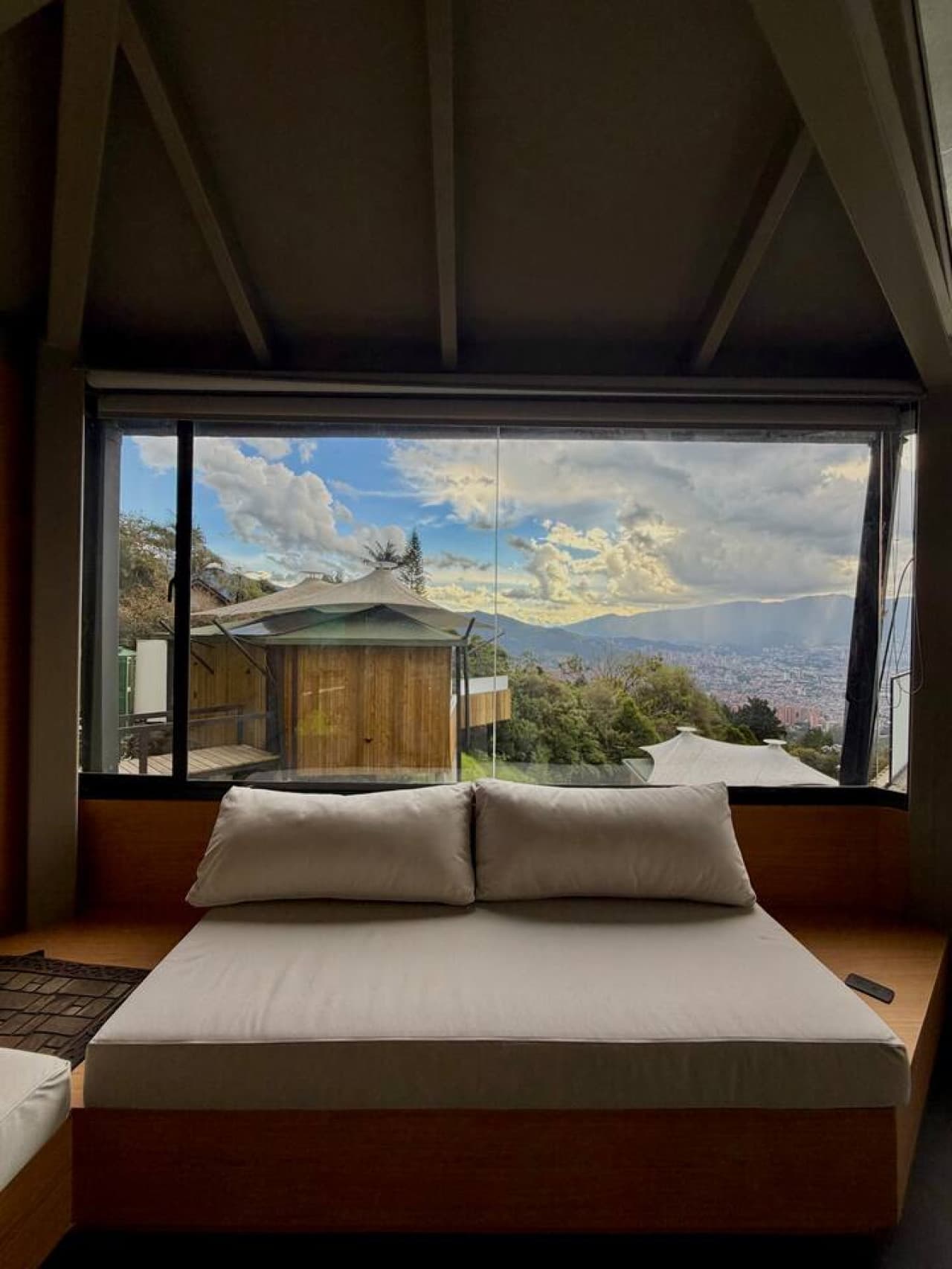 Your cozy retreat above the city—ideal for quiet mornings or laid-back evenings.