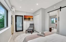Condo Right off Las Olas - Steps to FTL Beach #1A