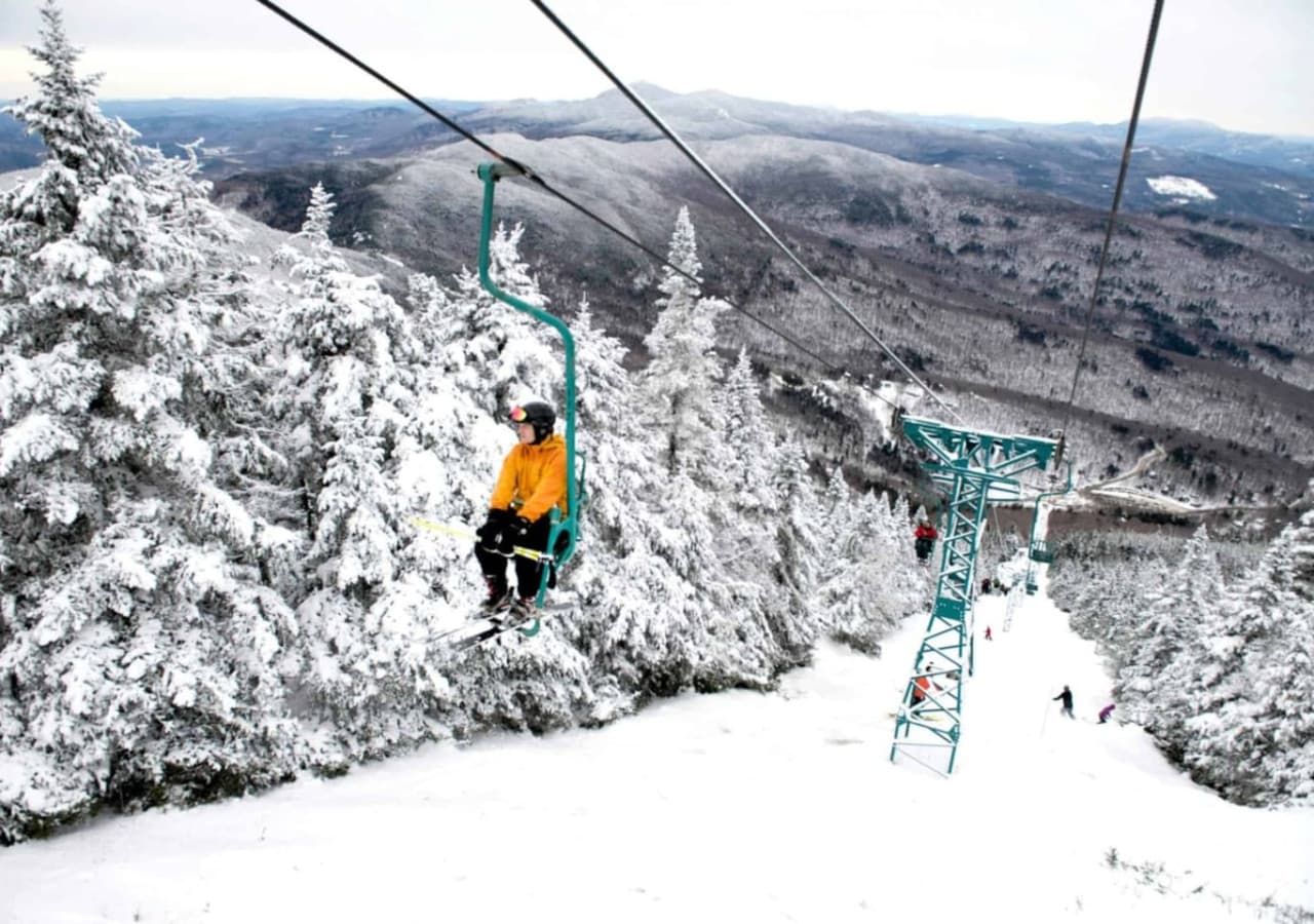 Mad River Glen – 40 min drive - A must for winter visitors, offering legendary skiing, snowboarding, and year-round mountain scenery.
