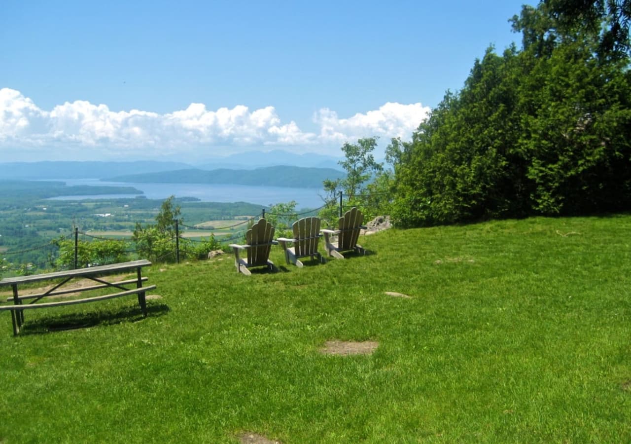 Mount Philo State Park – 25 min drive - One of Vermont's most beloved viewpoints, offering sweeping views of Lake Champlain and the Adirondacks. Drive or hike to the summit.