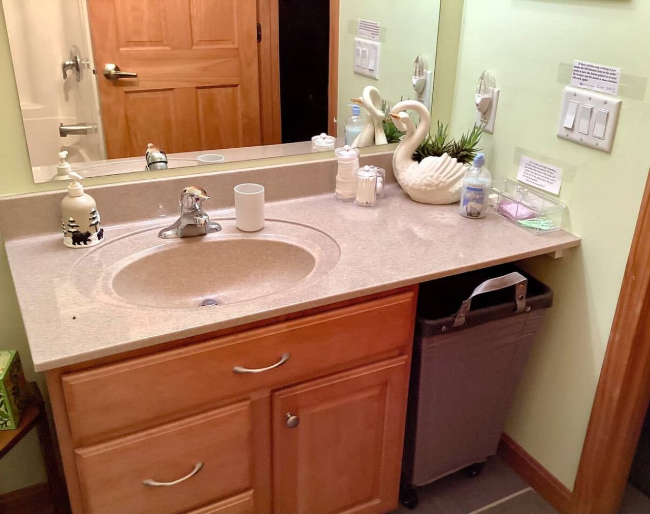 A fully equipped second bath for added convenience.
