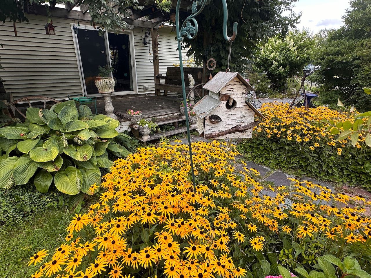Your private garden escape.