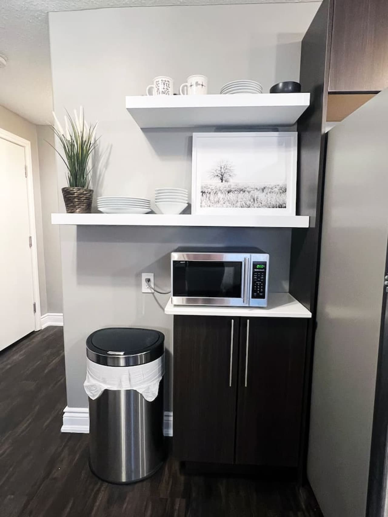 Whether you're a seasoned chef or just looking to make something quick, our kitchen’s small appliances have everything you need.