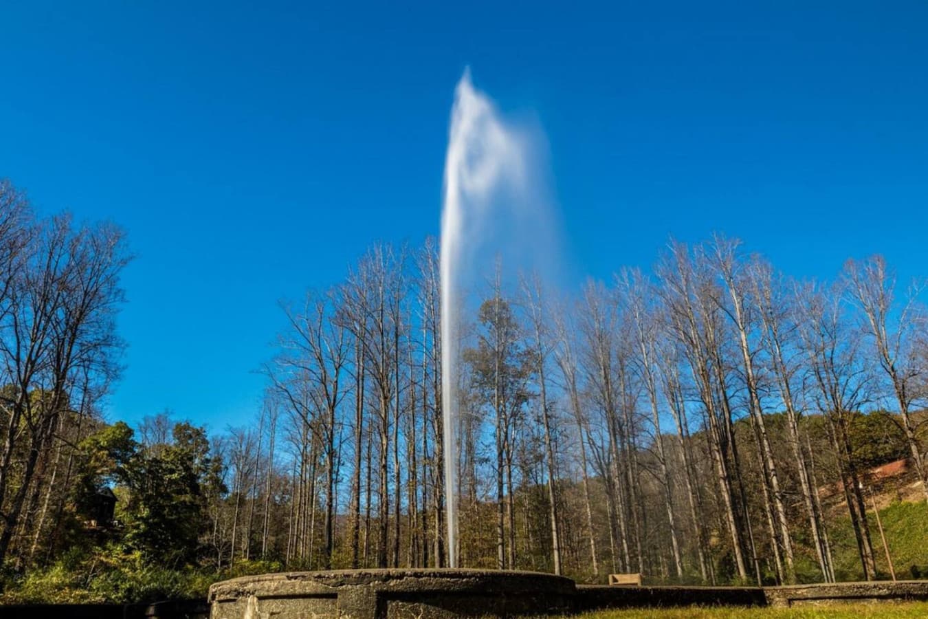 Just 12 minutes away, Andrews Geyser is a beautiful spot to explore and enjoy nature.