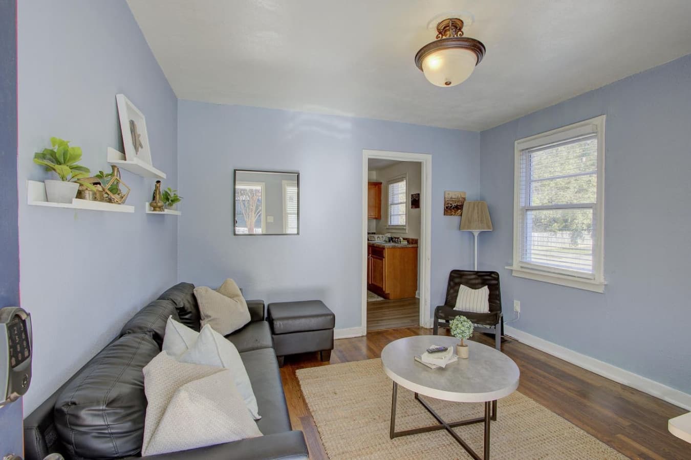 A spot to kick back, sip something good, and enjoy your Memphis stay.