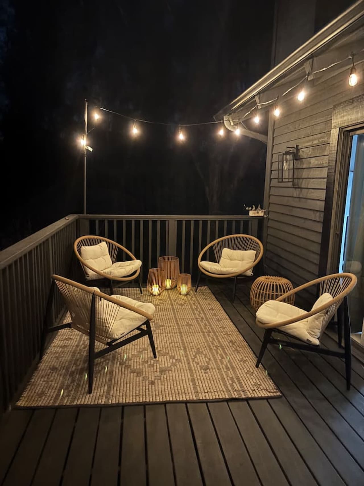 Gather on the spacious deck for stories and laughter under the stars, or unwind as you take in the peaceful nighttime lake views.