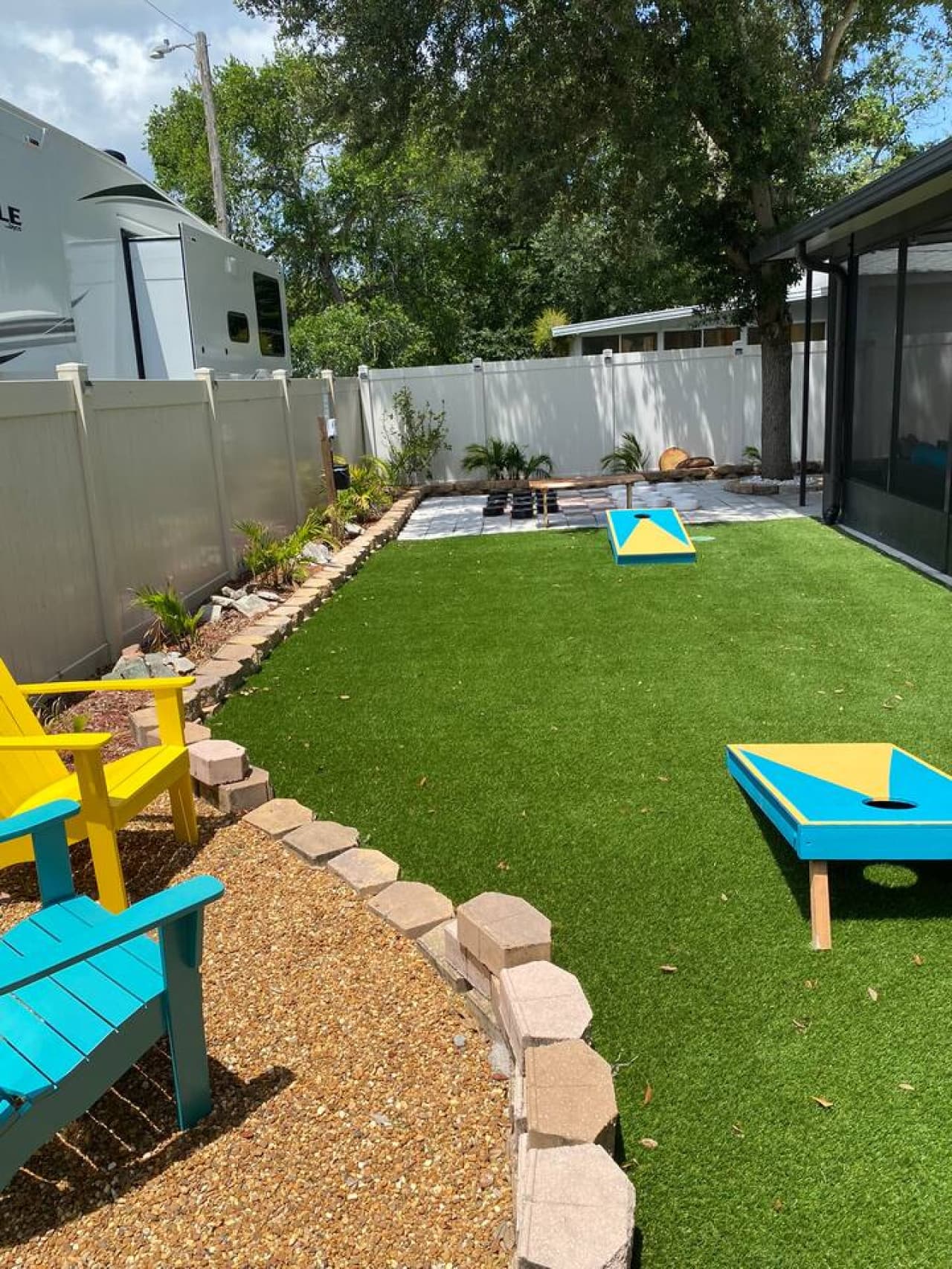 Backyard fun is on—challenge your crew to a game of cornhole!