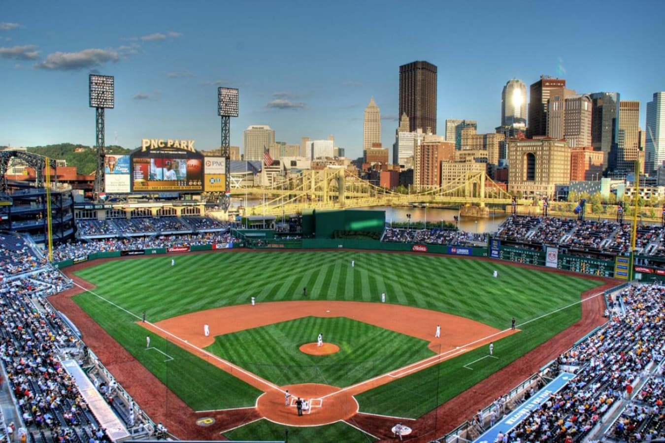 Just 15 minutes to PNC Park—catch a game with one of the best views in baseball.