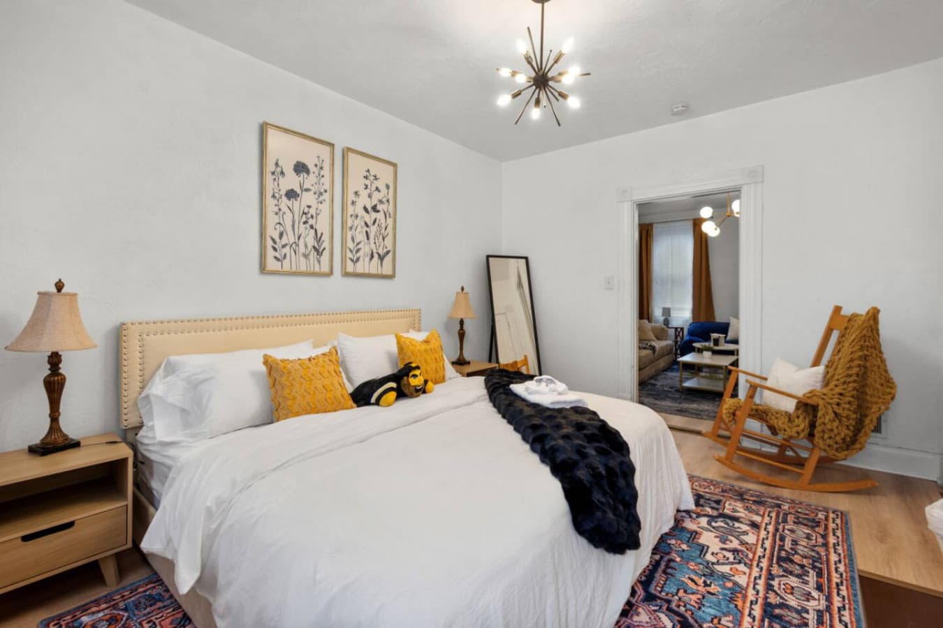 A room that’s modern, timeless, and all about a great night’s sleep.
