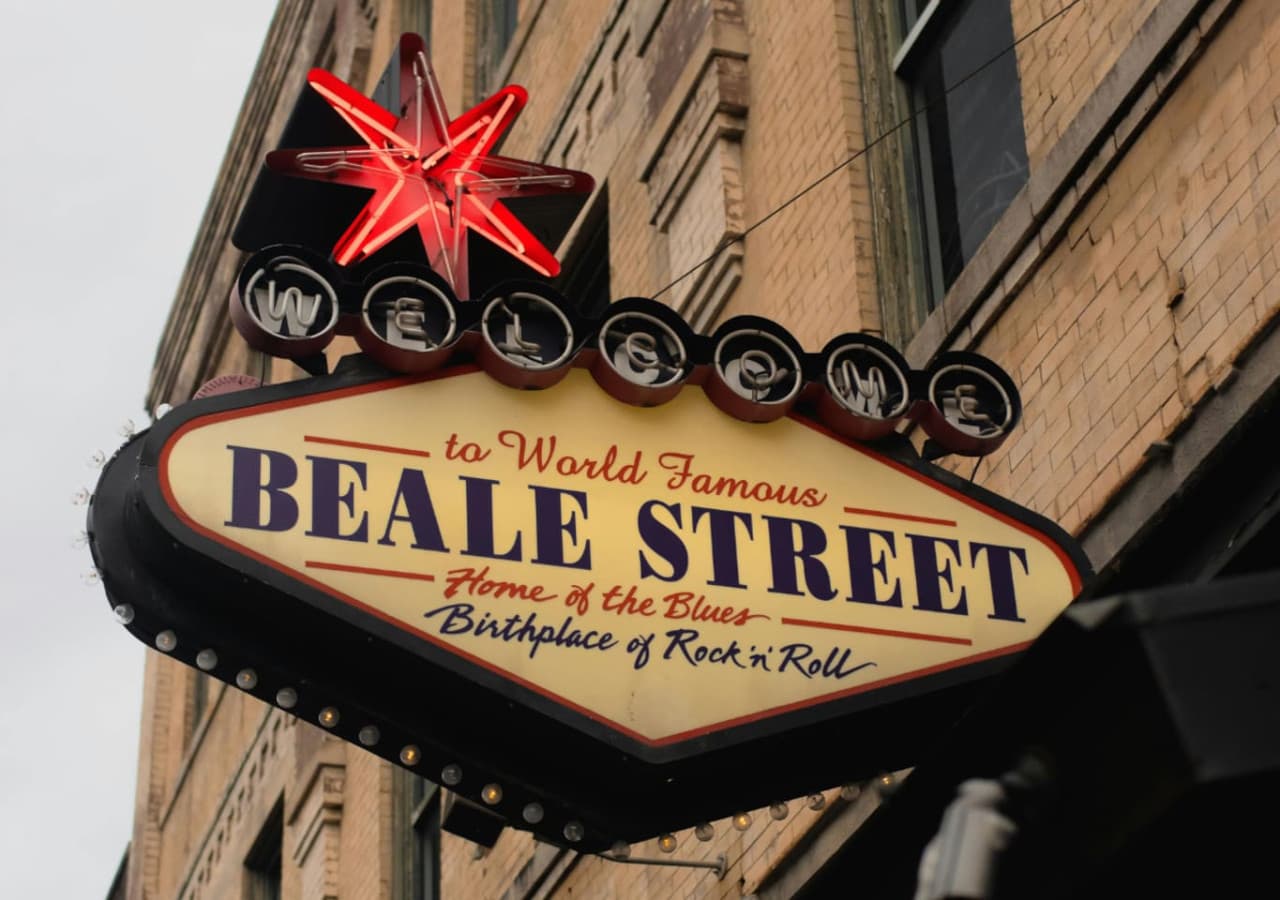 You can't visit Memphis without checking out the famous Beale st! Home of the Blues