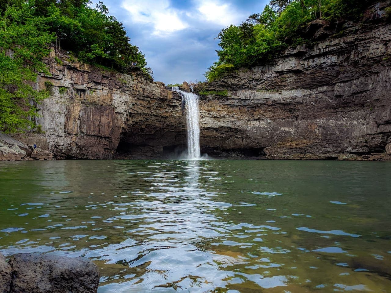 Just a 10-minute drive to DeSoto State Park and Falls—nature’s beauty at its finest, year-round.