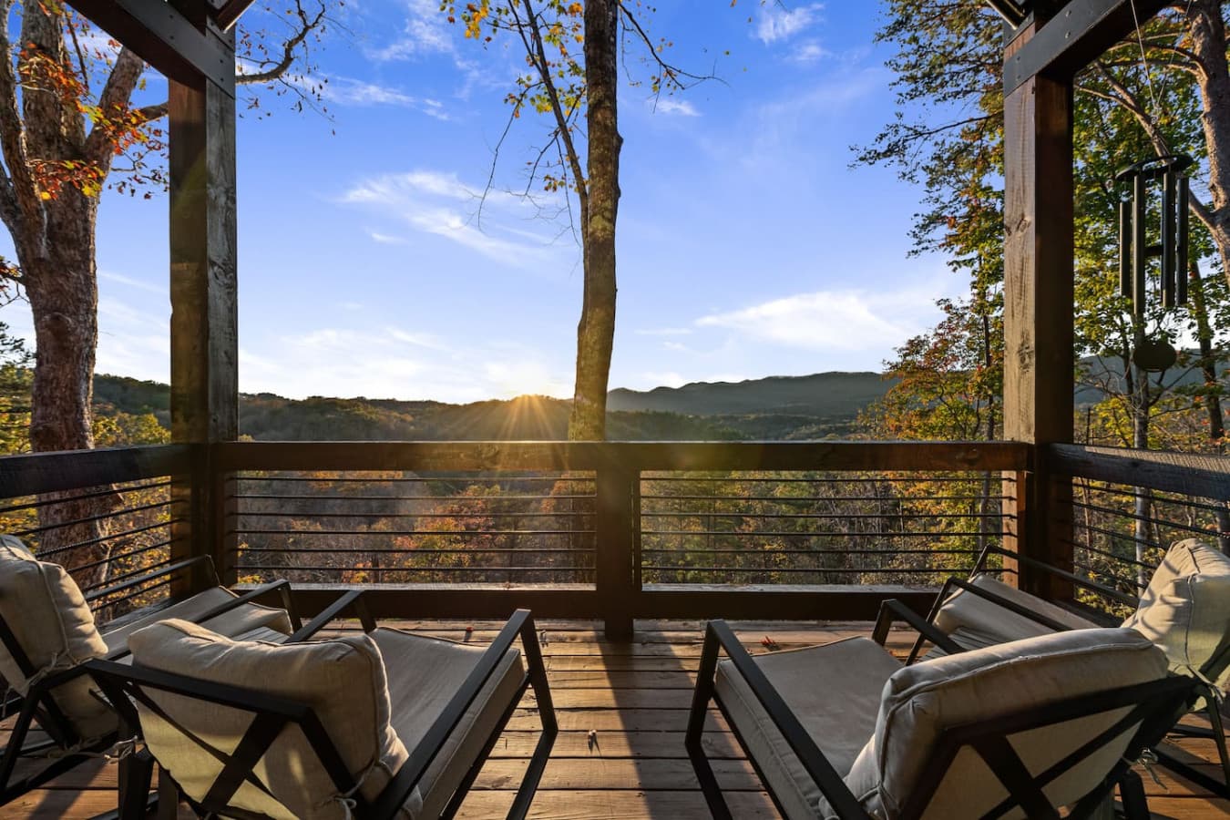 Your front-row seat to the beauty of the Blue Ridge Mountains.