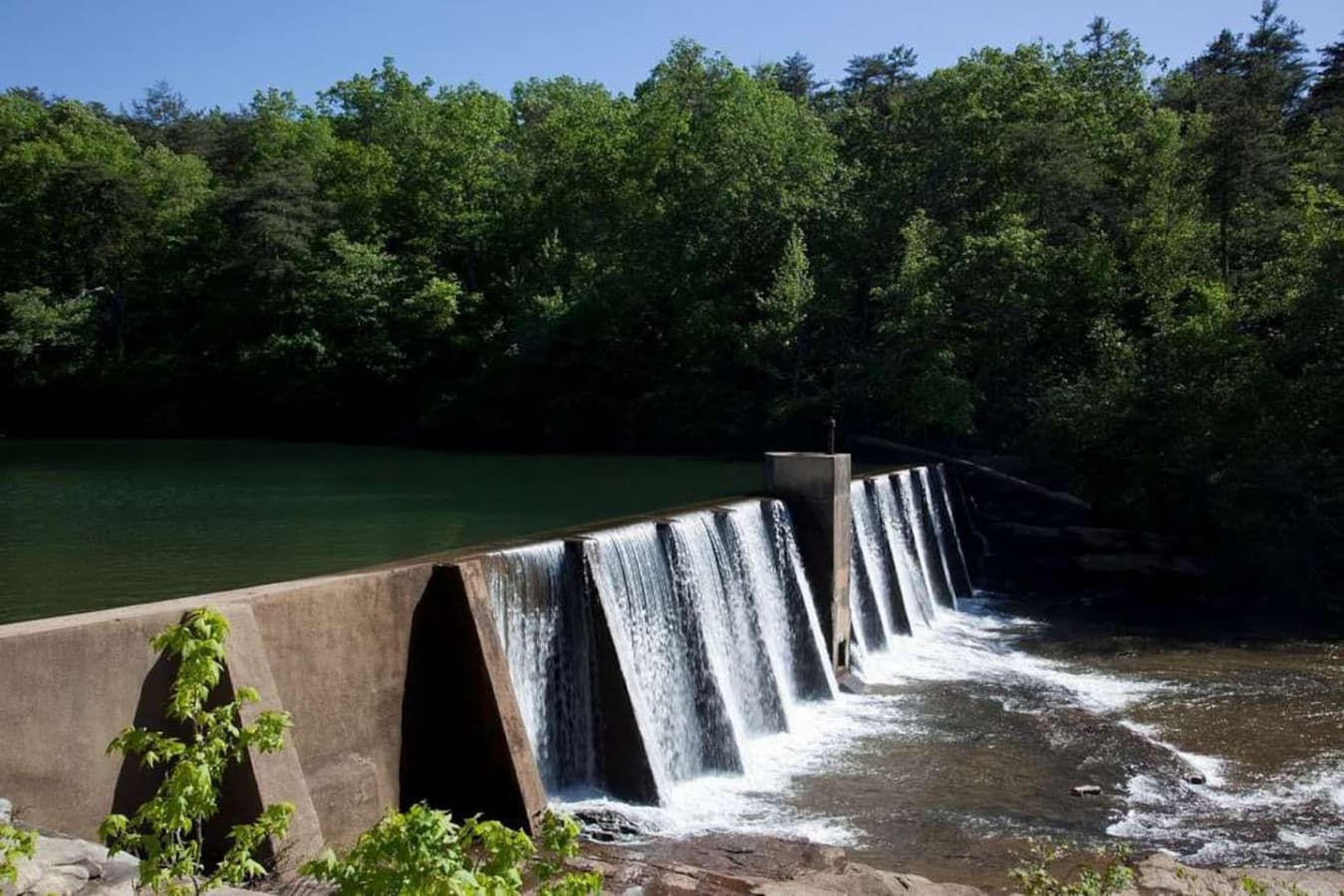 Just 15 minutes away—explore scenic views at A.A. Miller Dam.