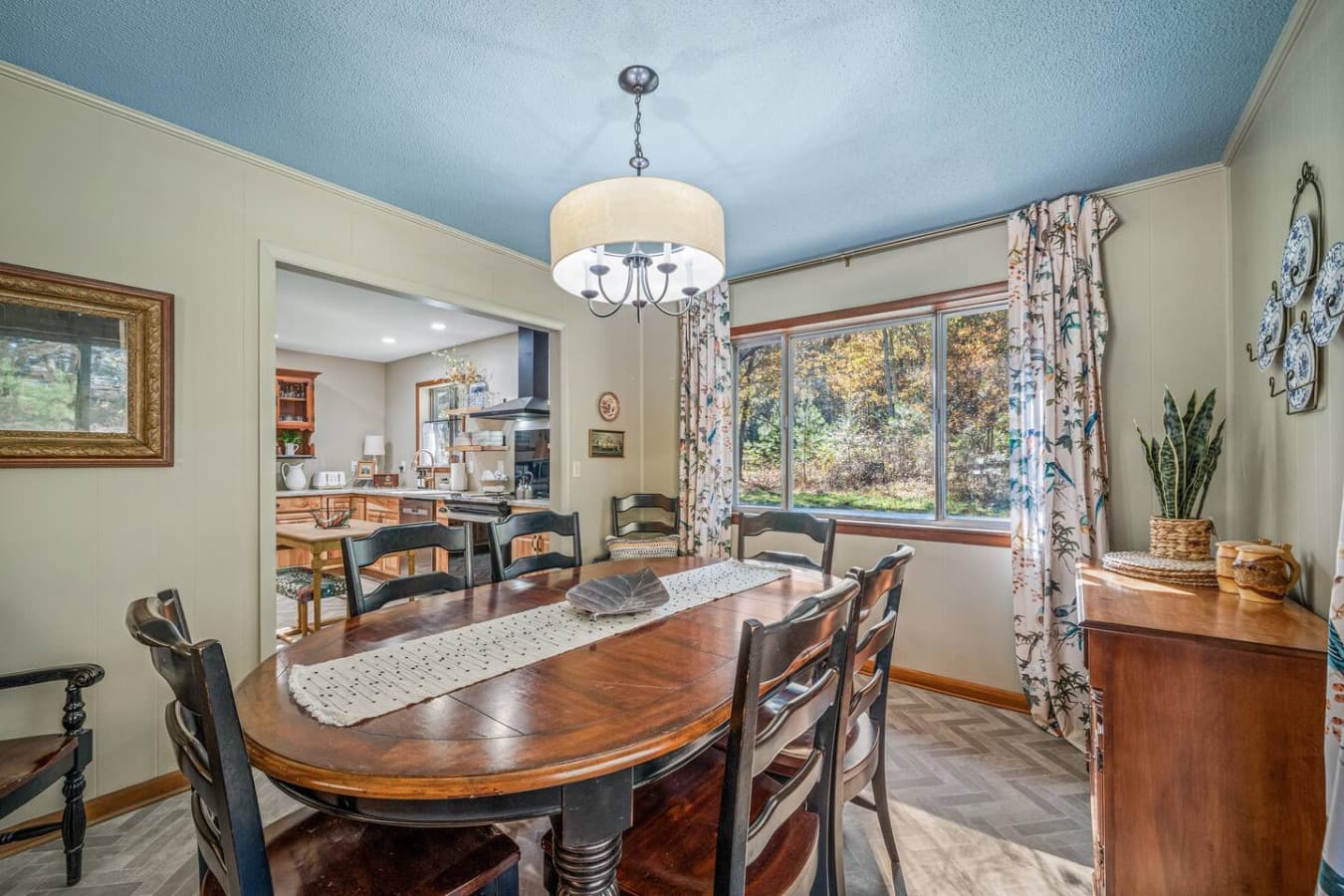 Gather around the large dining table for meals, laughter, and mountain stories.