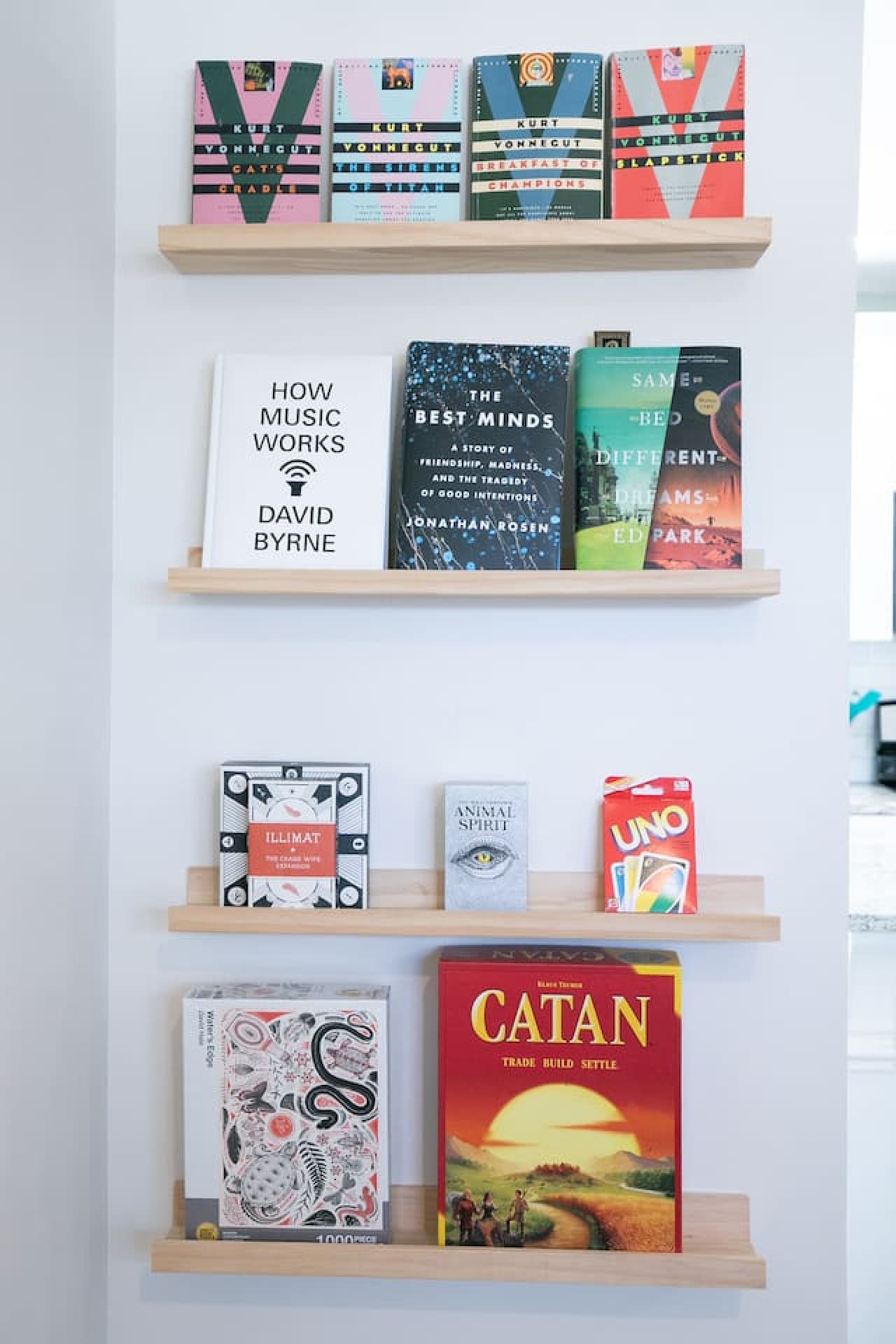 Enjoy the provided games and books during your stay.