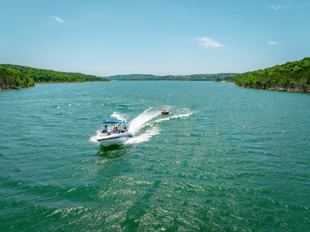 Just minutes away, Table Rock Lake offers boating, fishing, swimming, and breathtaking views. A perfect spot for outdoor fun!