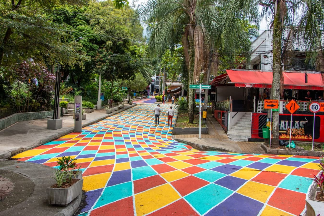 Lively streets with cafés and restaurants at Parque Lleras, just a 14-minute drive.