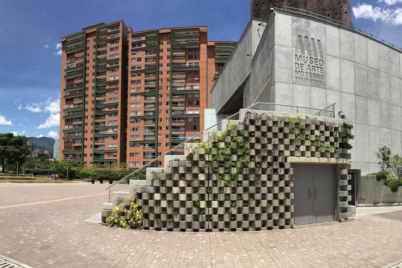 Contemporary exhibits at Medellín Modern Art Museum, 15 minutes away.