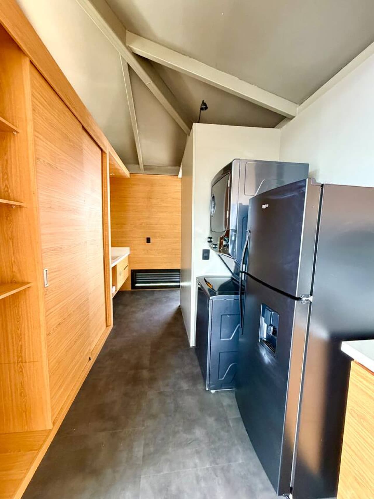 A sleek, modern kitchen equipped for easy meals and relaxed mornings at home.