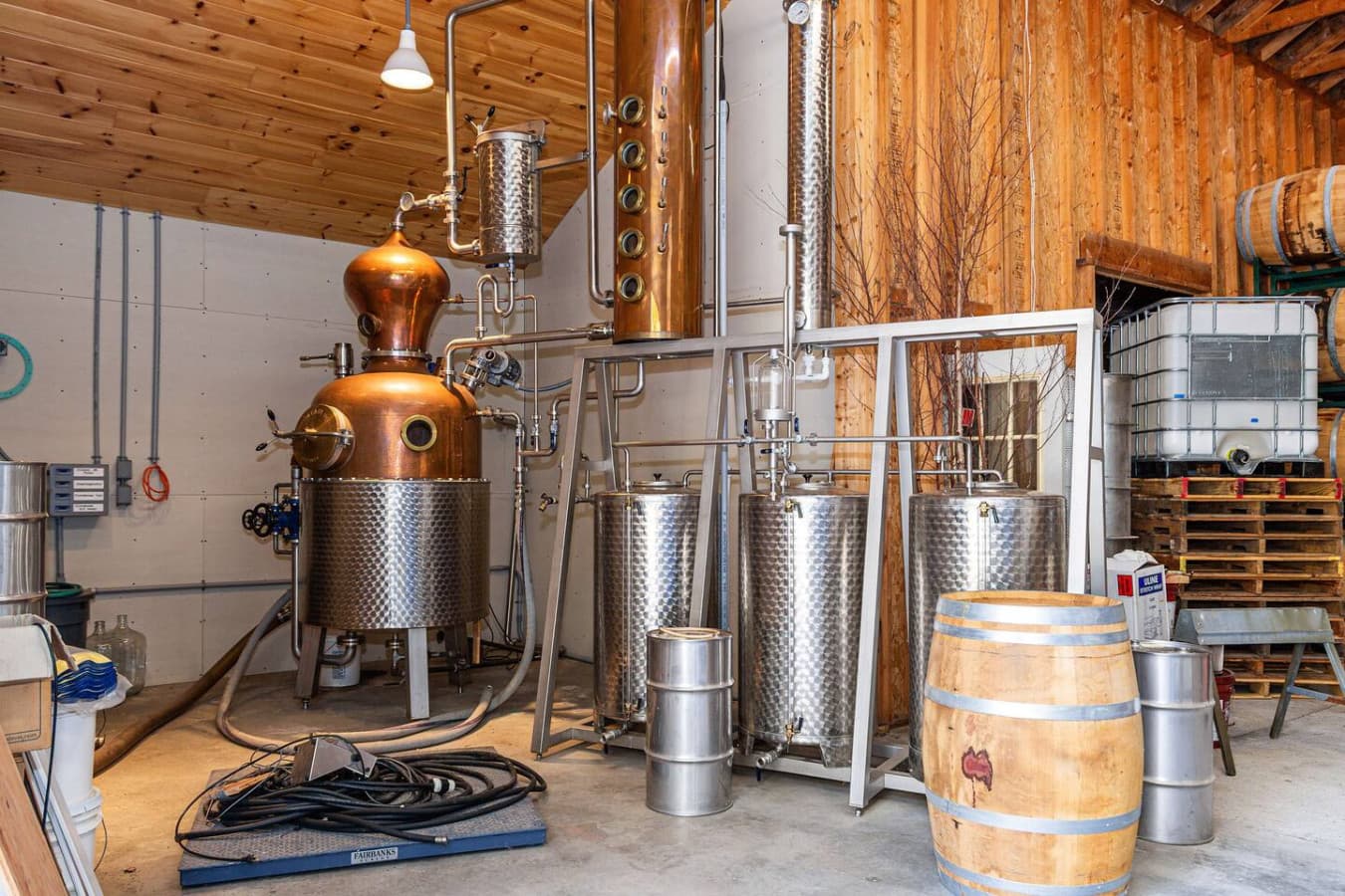 Bartlett Maine Estate Winery & Distillery  -
Taste award-winning fruit wines and craft spirits at this estate tucked in the woods. A favorite for afternoon tastings and tours.