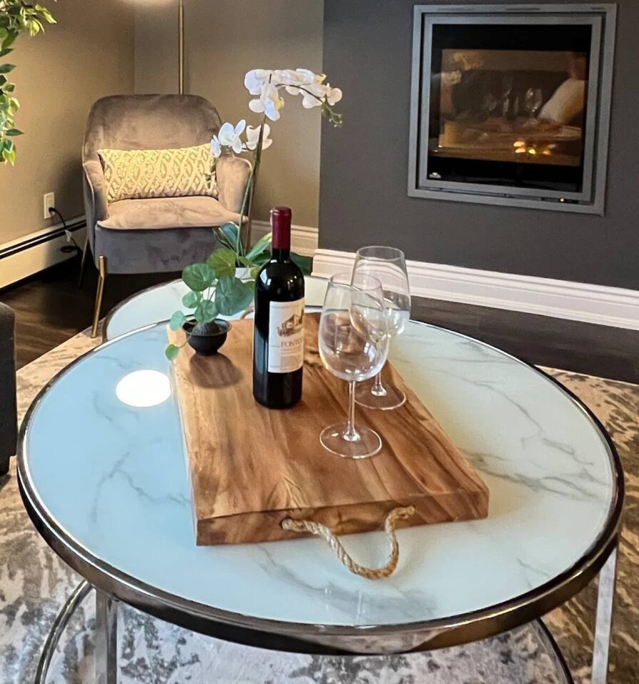 Settle in, pour a drink, and enjoy the inviting ambiance of your home away from home.