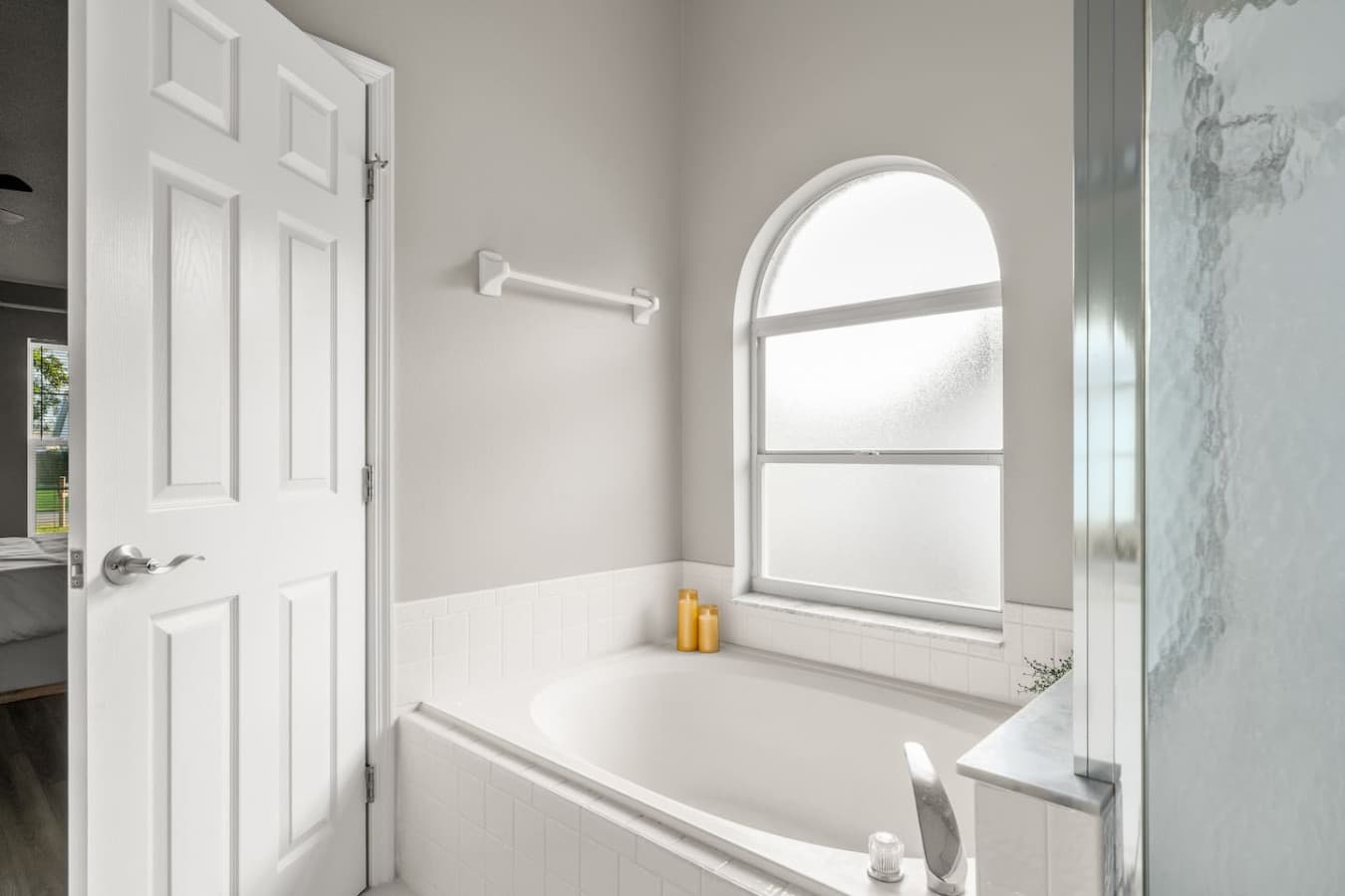Designed for slow evenings and soft mornings — just add water.