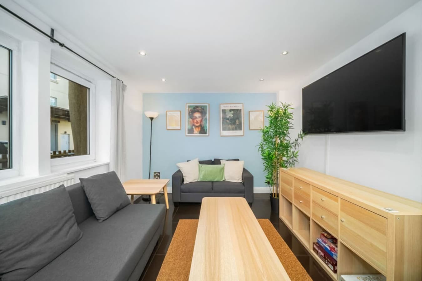 A cozy corner to unwind after a day exploring London’s charm. Lay back and catch up on your favorite TV series!