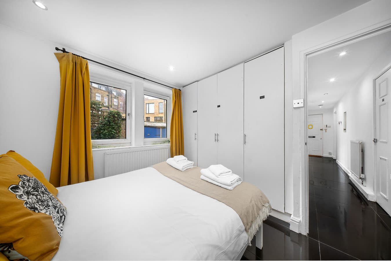 Arlington_Way_Flat_10_bed_2-sharpened.jpg