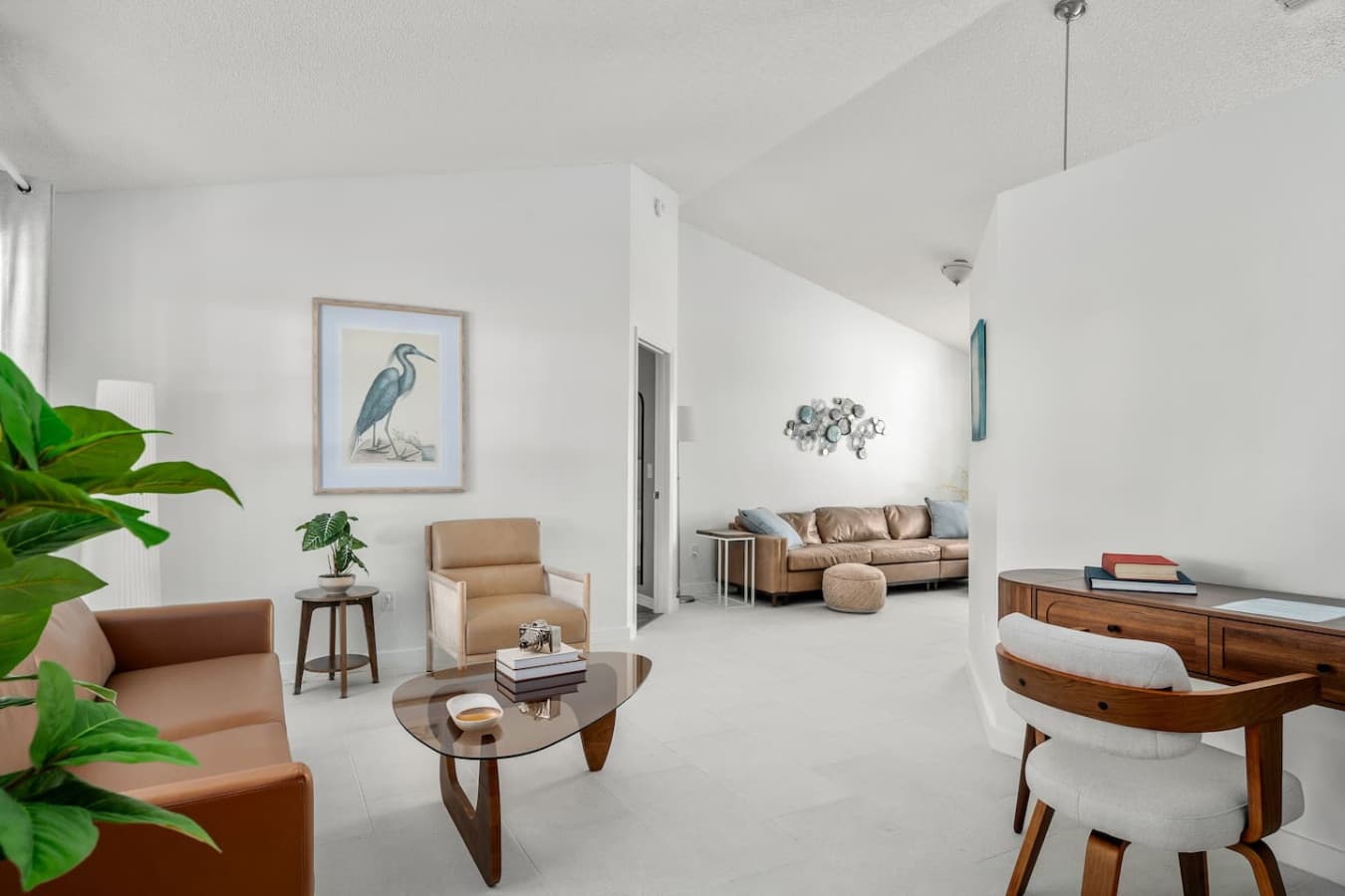 A living room where every seat is a good seat (and the corners are surprisingly popular).