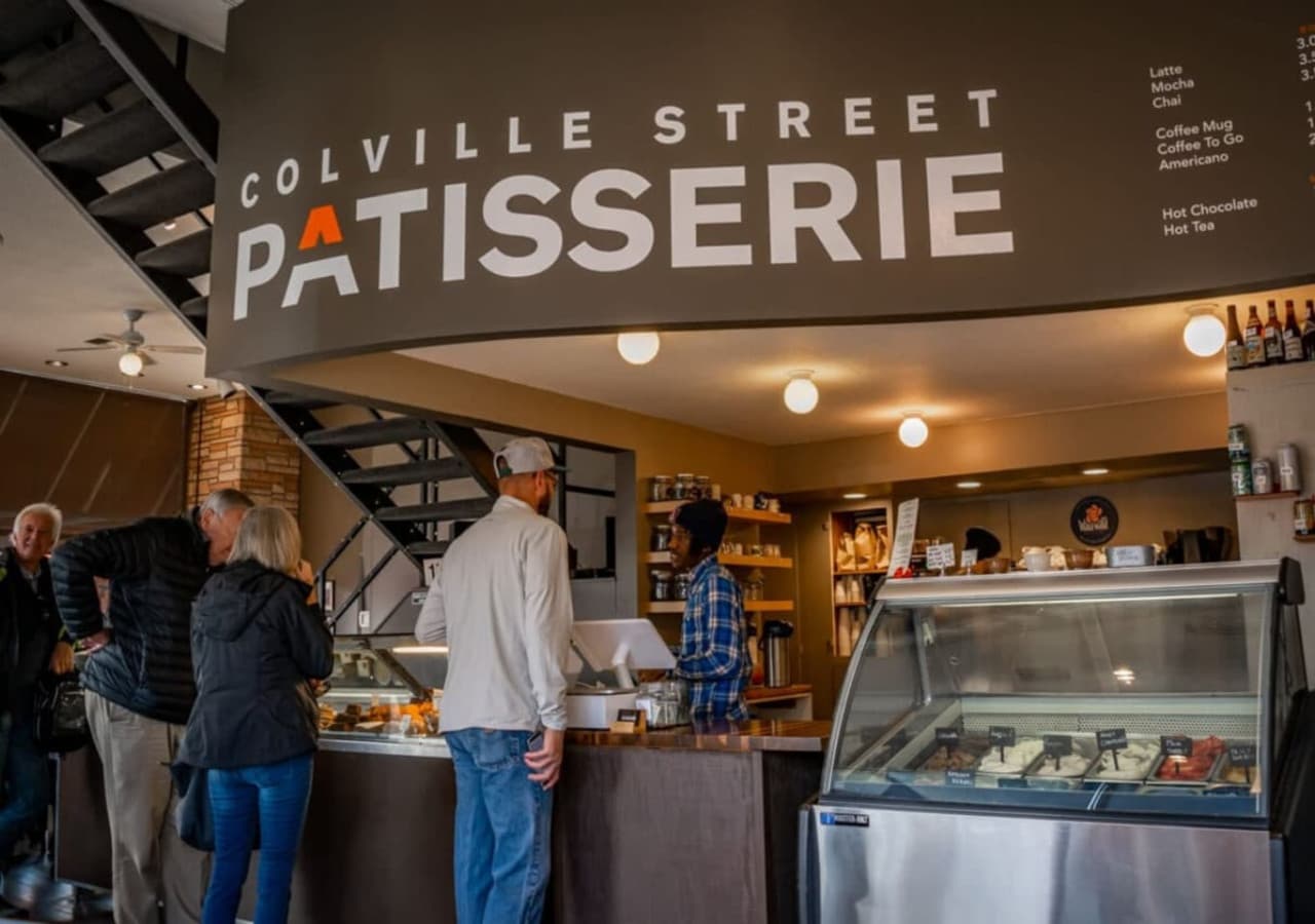 Colville Street Patisserie – 7 min walk - Start your morning with French pastries, espresso, and quiche at this charming bakery. The almond croissants and macarons are neighborhood favorites.