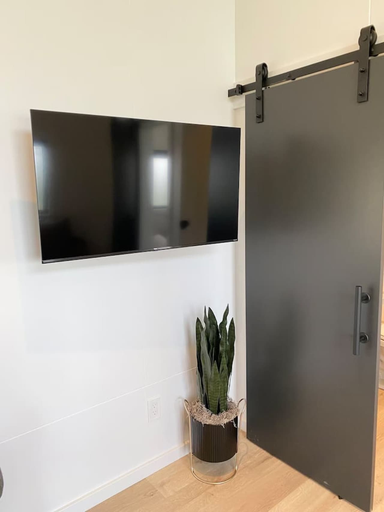 Smart TV for streaming your favorites.