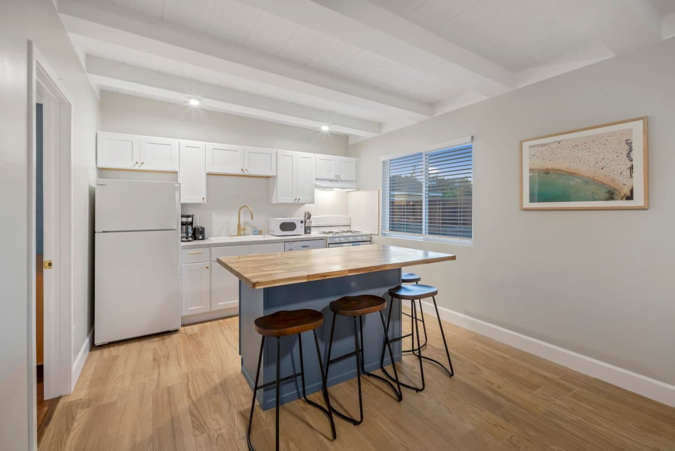 A fully functional kitchen available for your use!