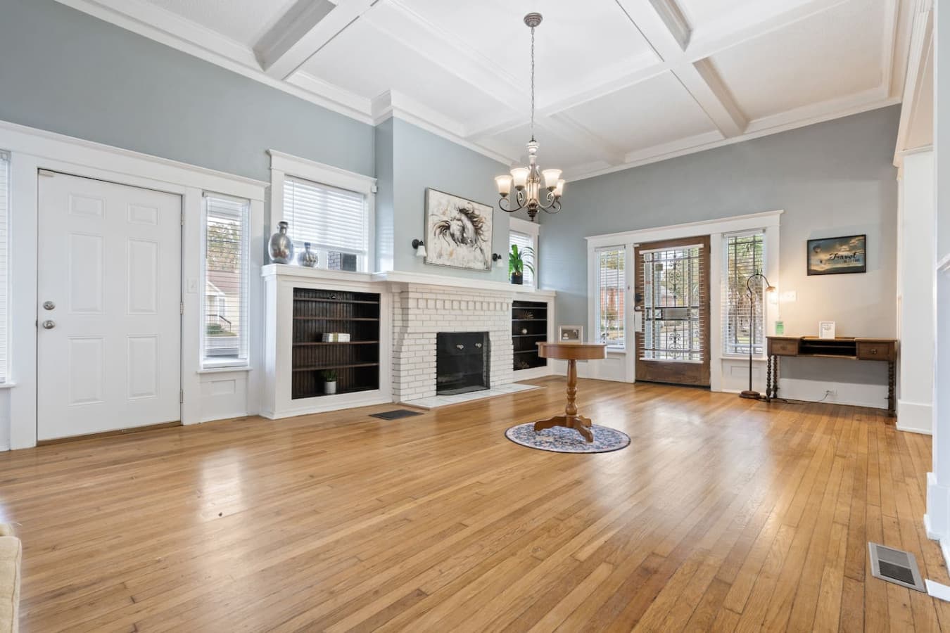 Provides an easy place to gather, stretch out, and enjoy time with friends or family.