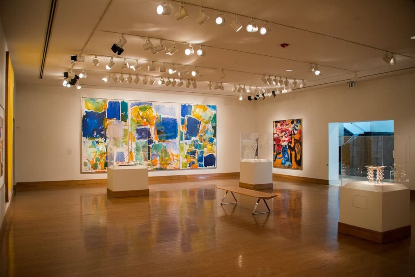 Just 15 min drive, Birmingham Museum of Art is highly rated museum featuring global art collections and rotating exhibits.