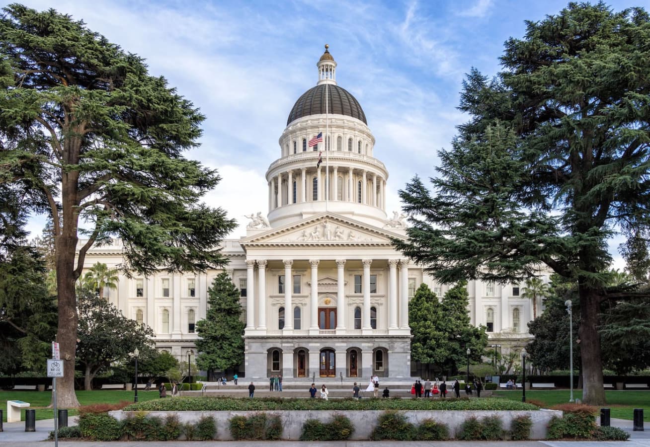 The iconic California State Capitol, just minutes from your stay.