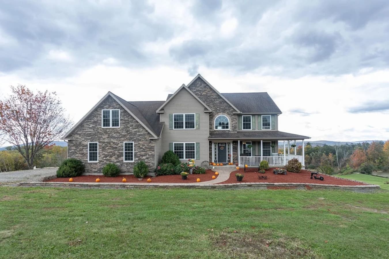 Scenic and inviting—your peaceful home away from home.
