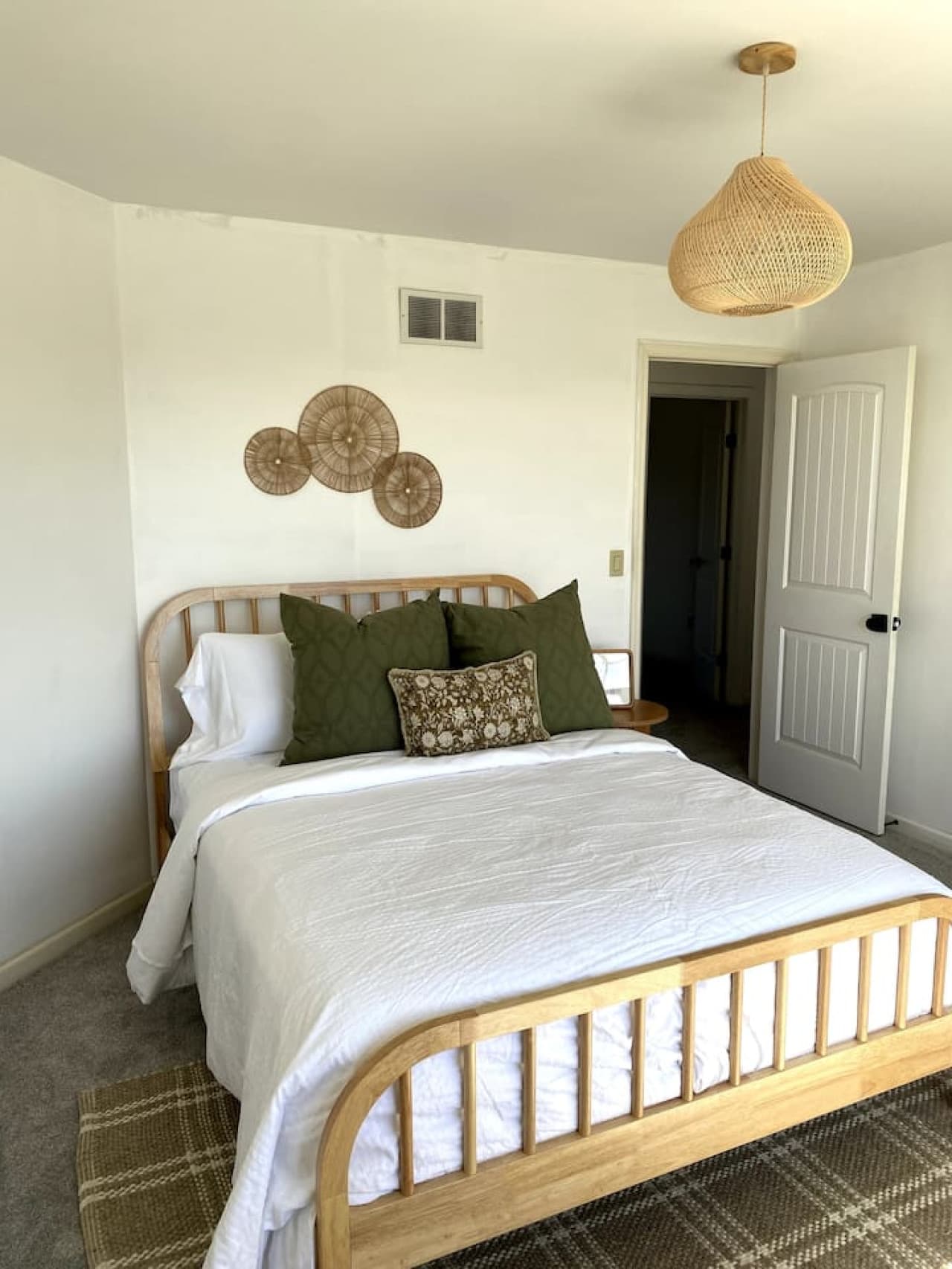 Wake up refreshed and ready for Tioga’s mountain air.