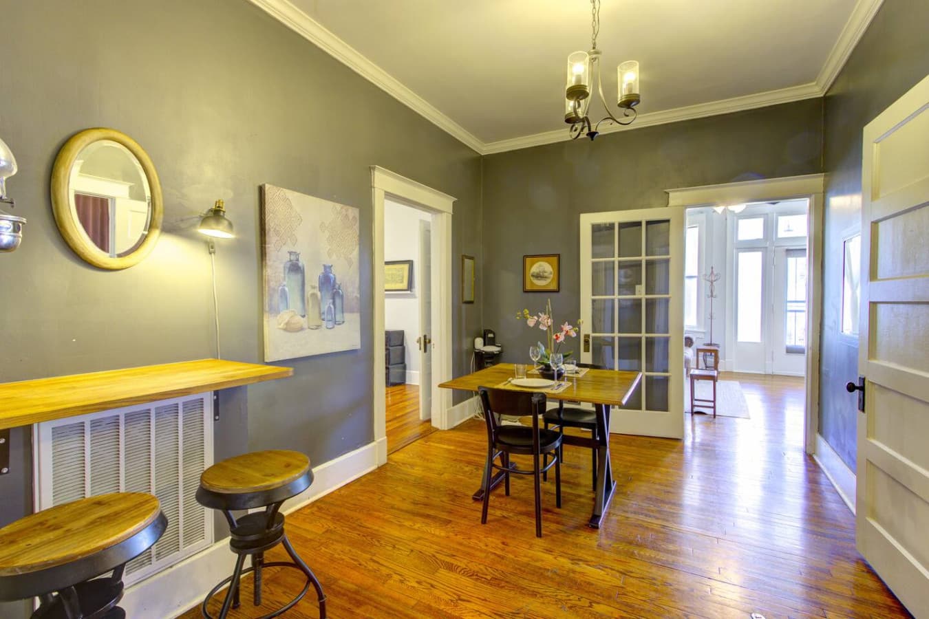Drop-leaf table with fold-down sides, perfect for adjusting to your group size.