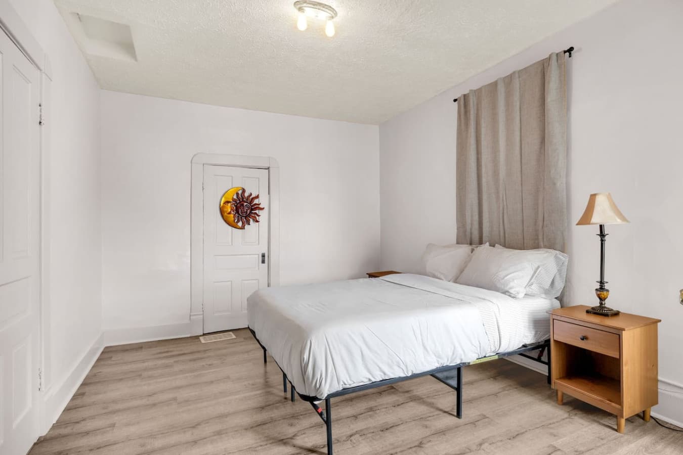 Where the queen bed isn’t just furniture—it’s an invitation.
