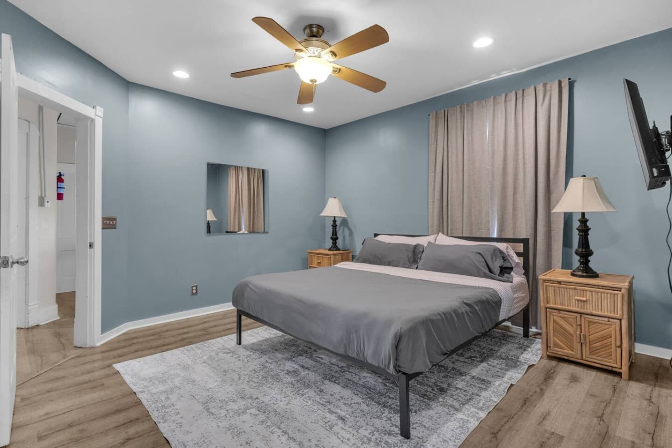 King bed comfort meets endless streaming possibilities.