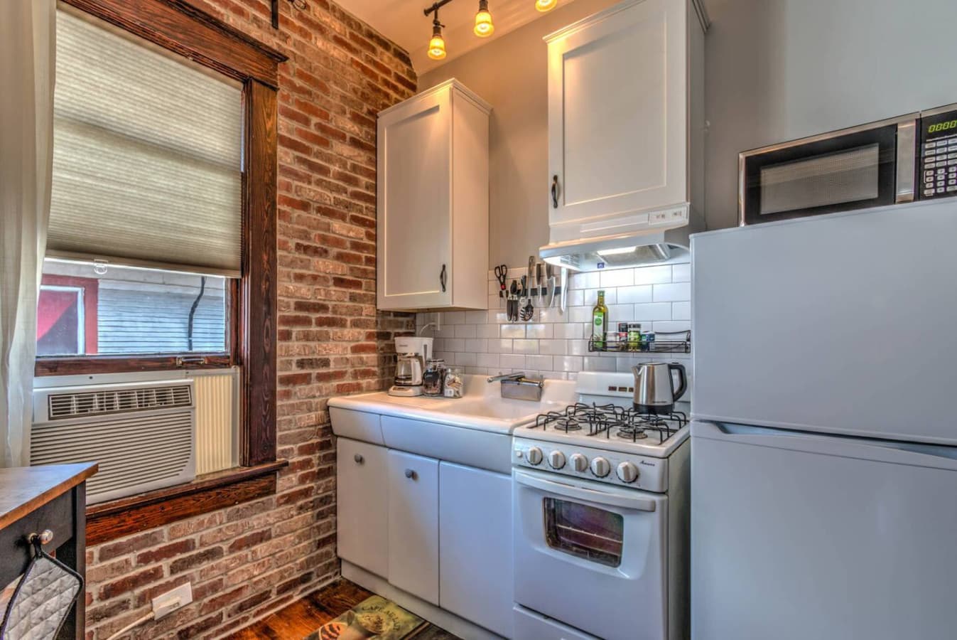 Fully equipped kitchen, ready for home-cooked meals.