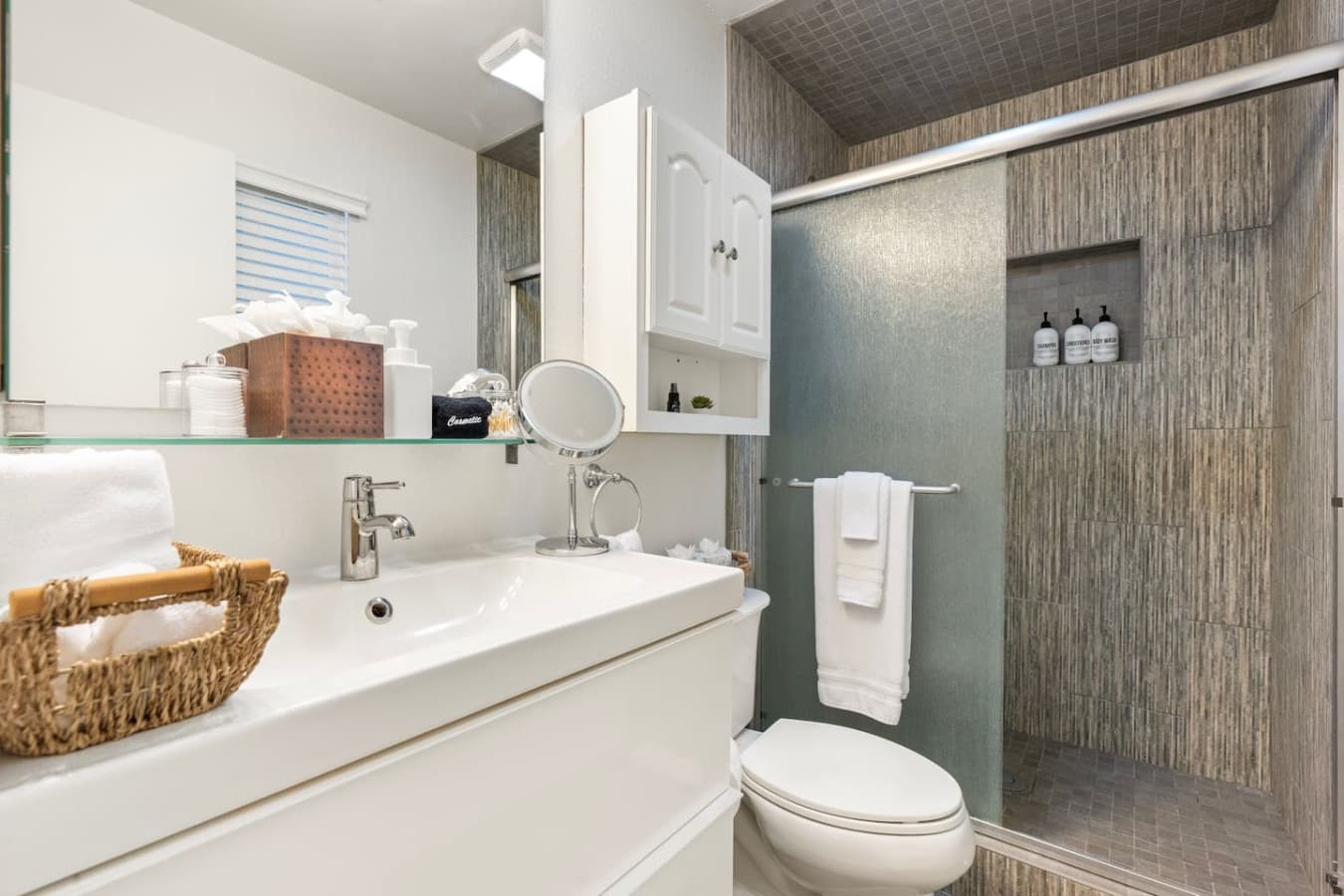 Master bathroom attached to the master bedroom with all the essentials you need for a refreshing shower!