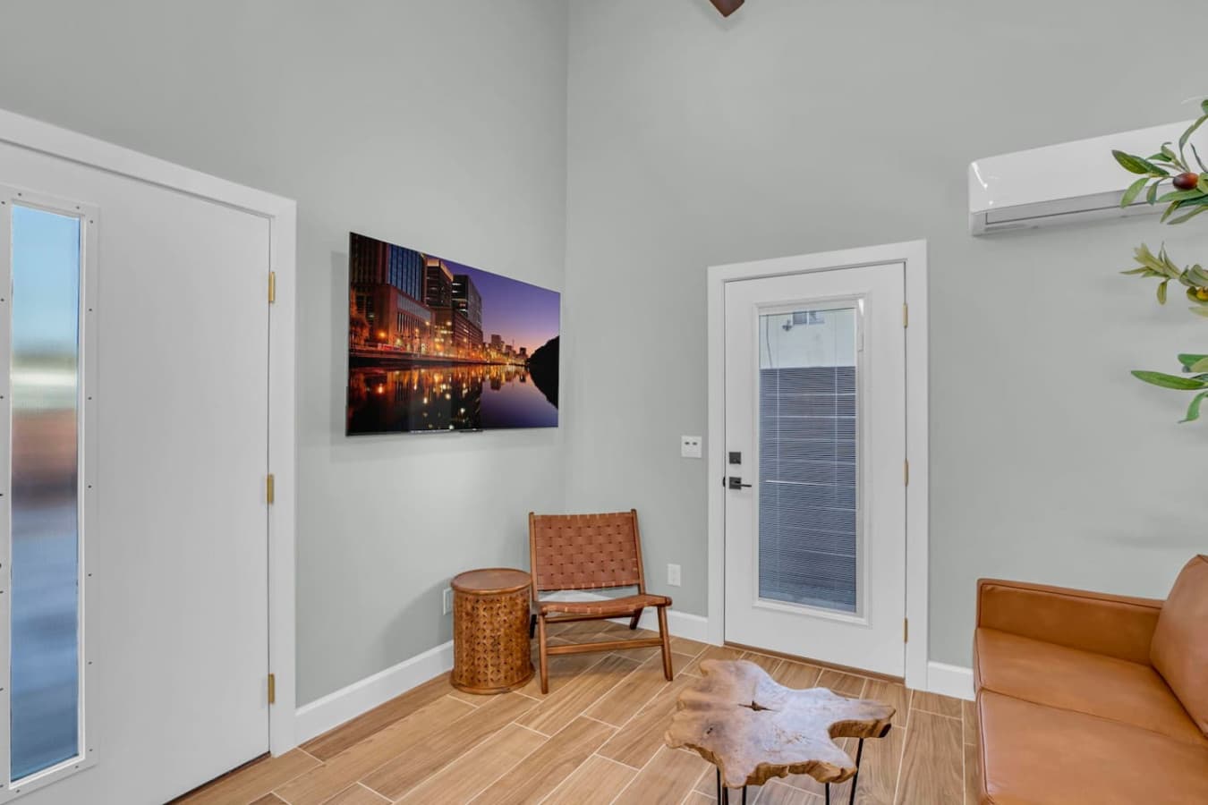 Gallery Image 6