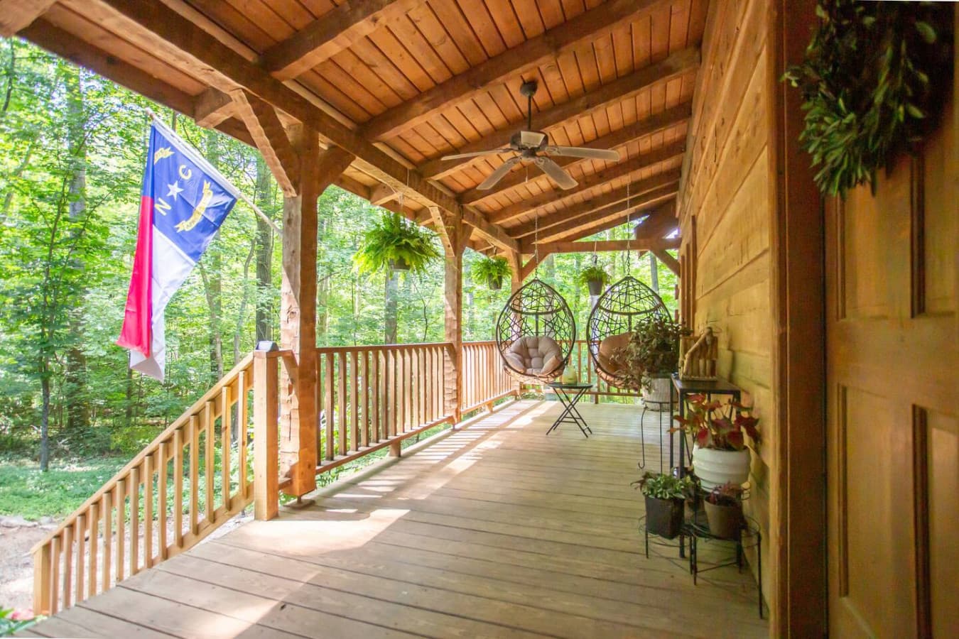 Cabin on the Haw: Swingin’ side by side, just like the North Carolina flag dancing in the breeze!