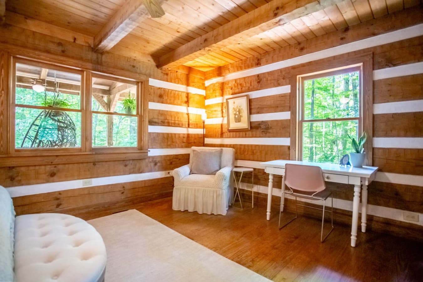Cabin on the Haw: Get things done with a view—nature’s screensaver included.